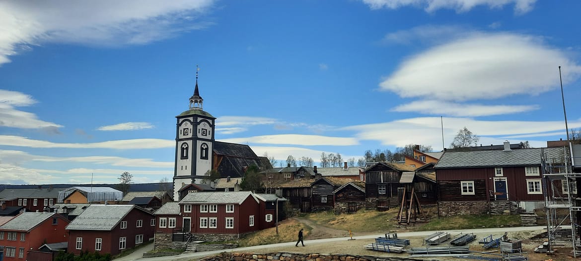 Zdjęcie z wyjazdu studyjnego do Norwegii. Norweskie miasteczko.