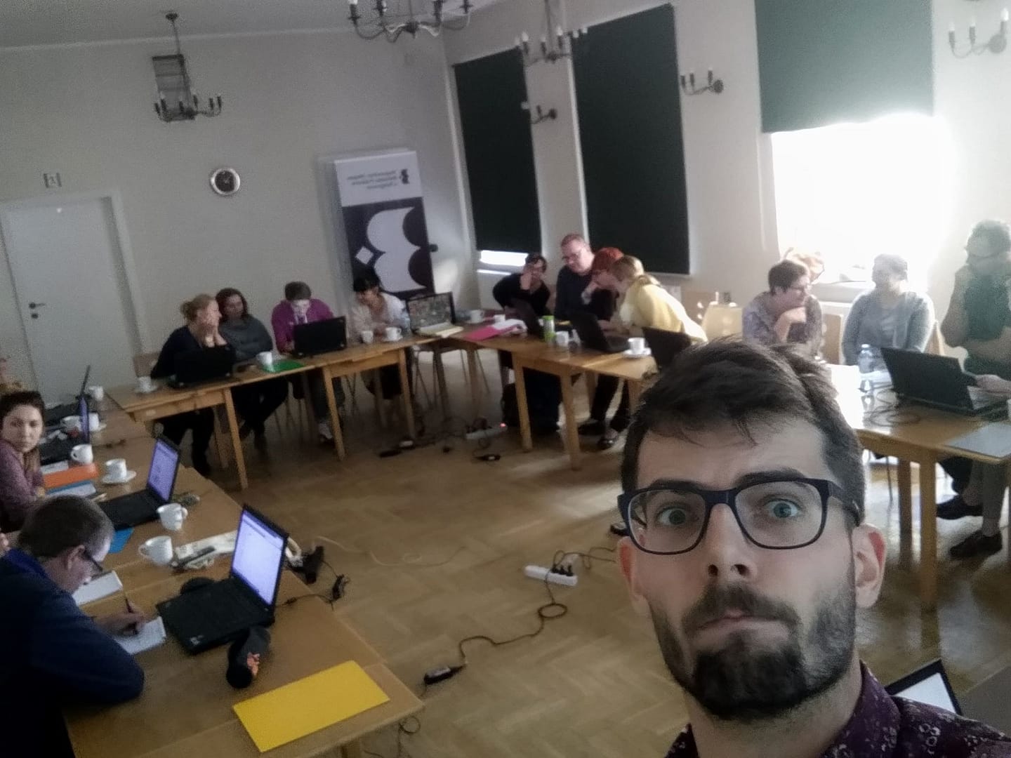 Relacje online na Facebooku w czasie kwarantanny