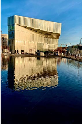 Deichman Bjovirka Zzewnątrz