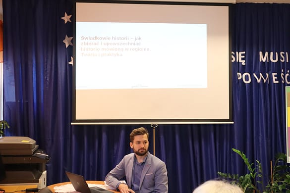 Szkolenie "Jak zbierać i upowszechniać historię regionalną z uwzględnieniem seniorów" w Iłży
