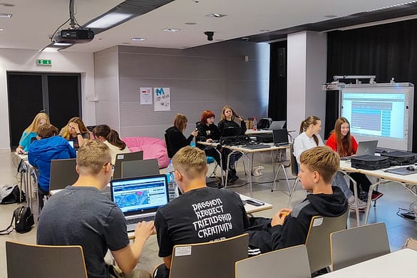 Warsztaty Wrocław Arek Łapka Warsztaty w trakcie projektu Modernizm Talking